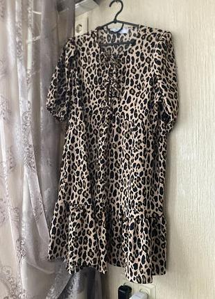 Шикарна сукня на весну леопард