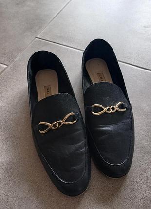 Шкіряні дуже легкі туфлі