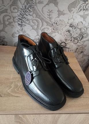 Шкіряні черевики на шнурівці kit