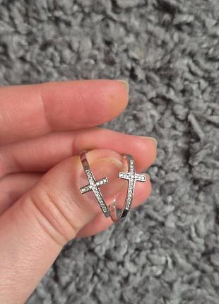 Серебряные серьги 925 с крестиком и фианитами