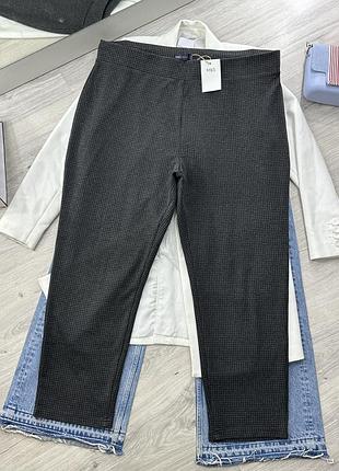 Штанці m&s гарно тягнуться