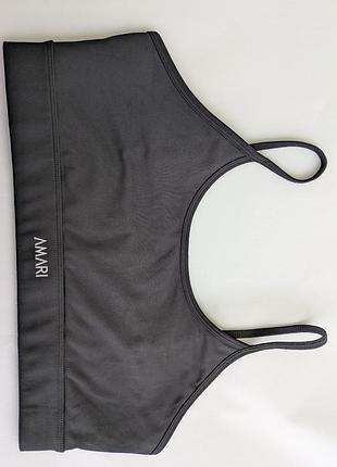 Базовый черный топ amari