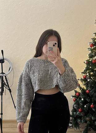 Светр короткий