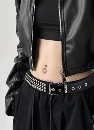 Ремень с шипами клепами пирамидками металл рок панк готика черный серебристый модный пояс пояс пояс пояс пасок новый