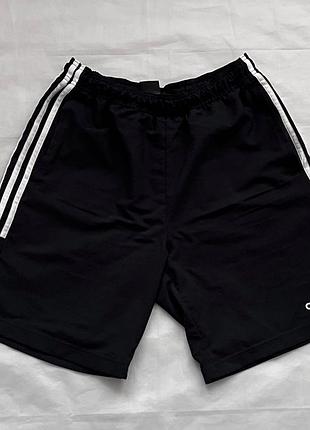 Чоловічи шорти adidas