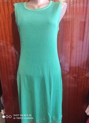 Платье в рубчик зеленый с дефектом