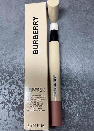 Матова губна помада burberry brit matte lip veil – британська троянда №601