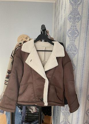 Куртка на весну/осінь