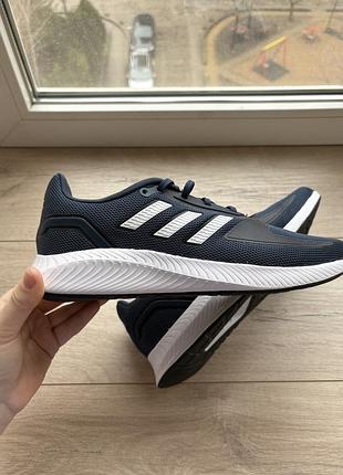 Кросівки чоловічі для бігу адідас
