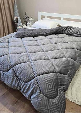 Одеяло-покрывало из велюра и искусственной овчины 195×215 см - серое, мягкое и уютное