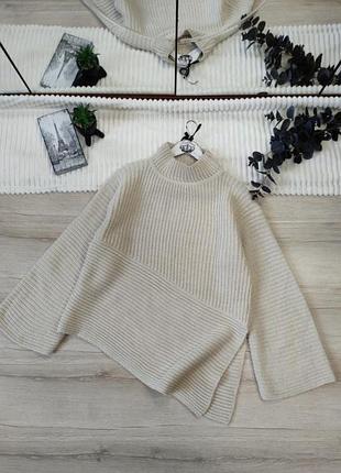 Асимметричный свитер с добавлением шерсти драгоценного итальянского бренда kocca p m италия