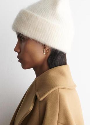 Ангорова шапка cos