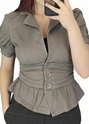 Вінтажний приталений корсетний жакет river island в стилі сафарі з баскою