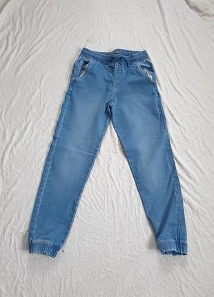 Джинси для  хлопчика 10-11 років