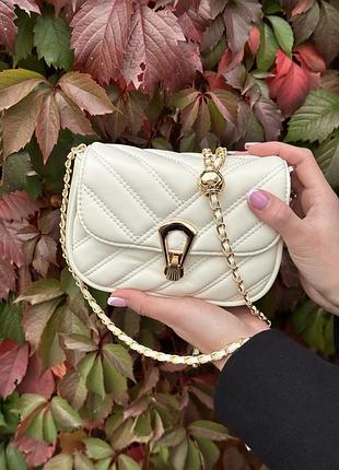 Сумка жіноча біла класична з ланцюжком на регуляторі