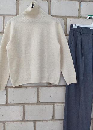 Шерстяний светр р. s