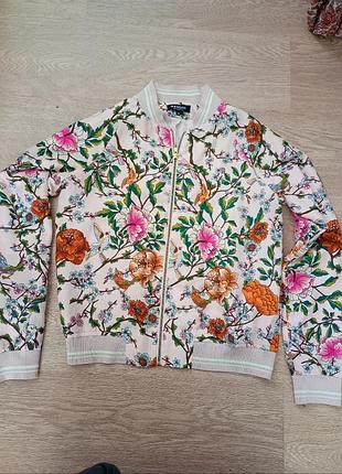 Бомбер на молнии