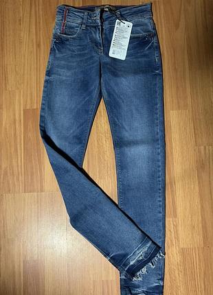 Джинси для дівчинки