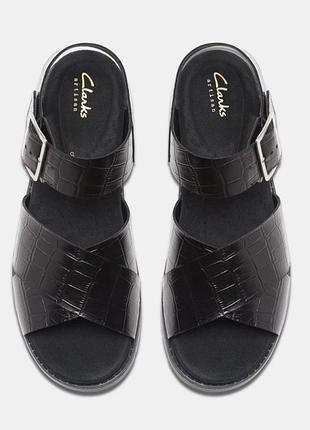 Шкіряні босоніжки кларкс