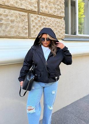 Жіноча вітровка з капюшоном, 2 кольори