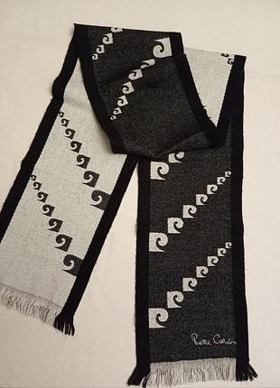 Шарф pierre cardin  логотипи