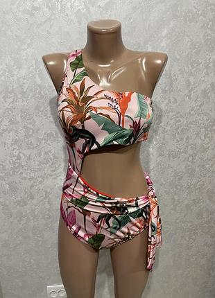 Класний купальник