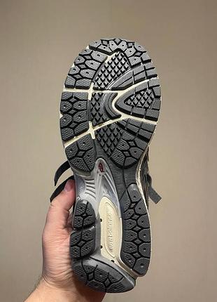 New balance 1906a silver gold 2