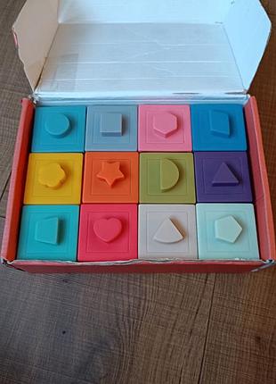 Кубики силиконовые, в идеальном состоянии