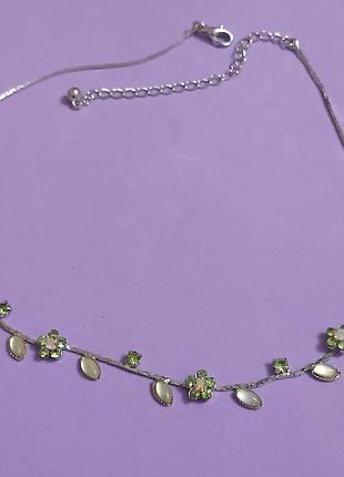 Ніжне колье. англія.