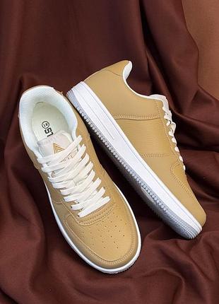 Кросівки з еко-шкіри