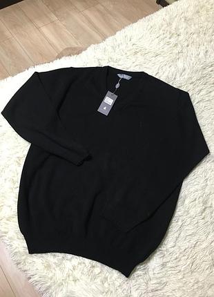 Кофта свитер мужская черная стильная классная базовая модель с v-образным вырезом