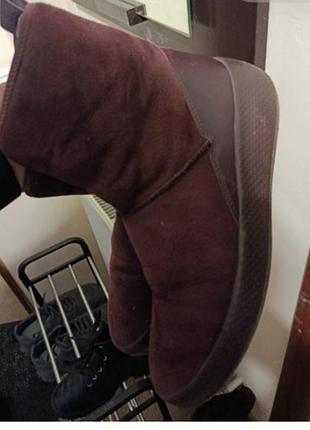 Угги eccoolx пуховик trespass черный
оригинальный пуховик trespass. легкий, теплый, удобный для холодной погоды. качественная фурнитура, красиво держит форму