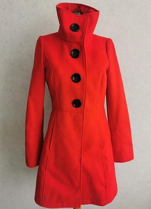 Пальто жіноче елегантна