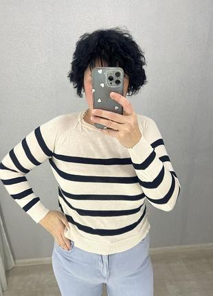 Гарна кофточка джемпер