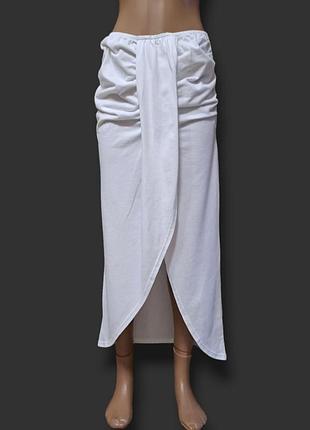 Стильна біла спідниця на резинці