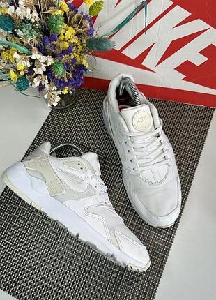 Оригинальные кроссовки nike