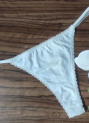 Трусики стринги