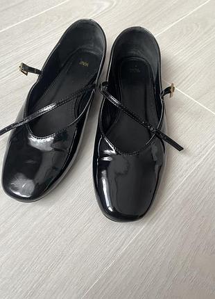Туфлі балетки zara