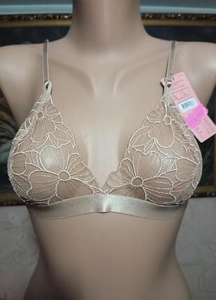 Бюст беж hunkemoller