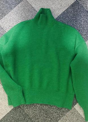 Светр дуже гарный