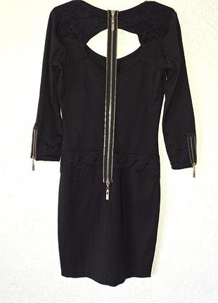 Сукня футляр