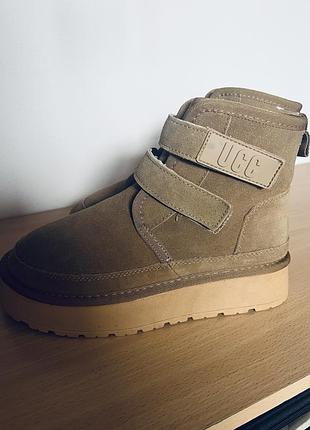 Уггі нові, 37 розмір, устілка 24см. натуральна замш. колір кемел.