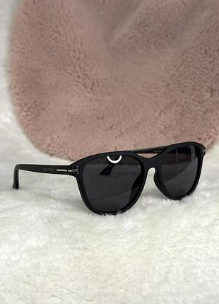 Сонцезахисні окуляри