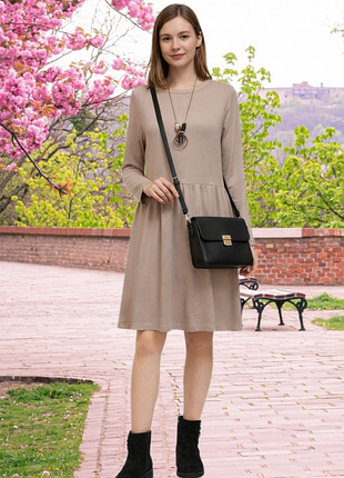 Вискозное трикотажное платье миди