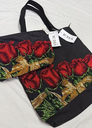Жіноча сумка+ косметичка.вишита бісером
