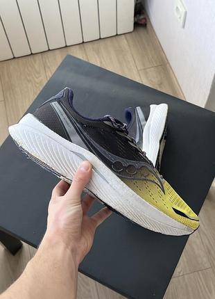 Кросівки saucony endorphin speed 3