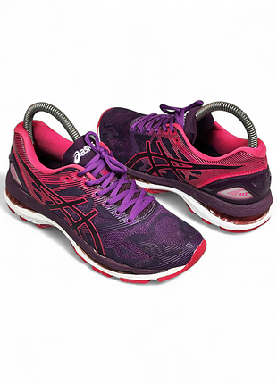 Жіночі кросівки asics