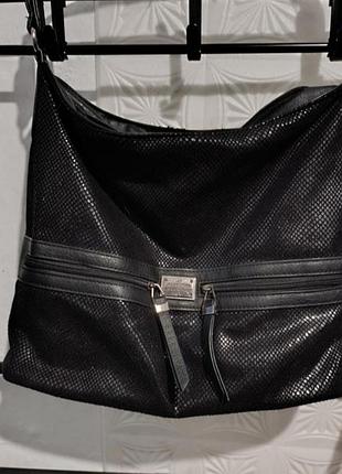 Женская сумка через плечо, вместительная