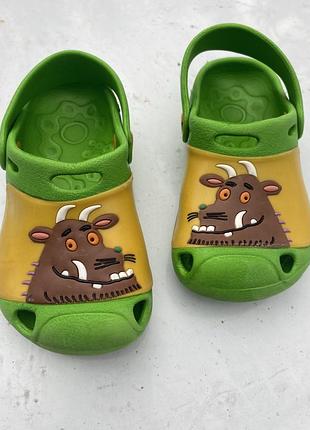 Сандали  кроссы британия