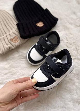 Кросівки 176, р.16,1718,19,20, еко-шкіра, чорний/білий